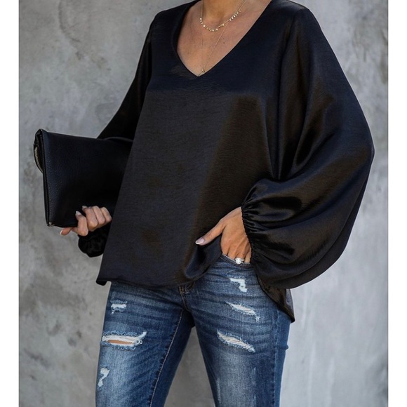 CBR Oversized Balloon Sleeve Top - Picture 3 of 3